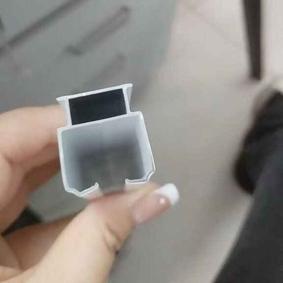T006